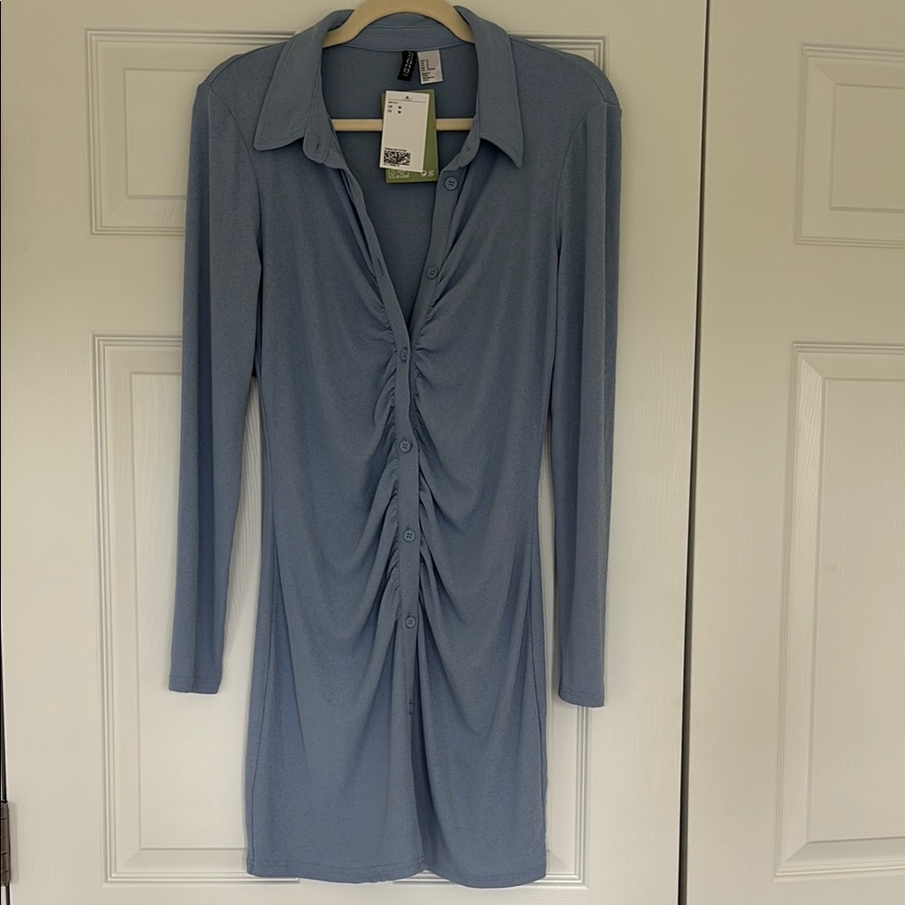 NWT Long Sleeve Dress - Picture 4 of 6